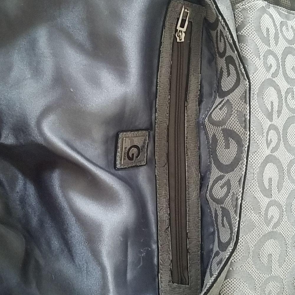 G by GUESS Gently Used Purse and NWOT Wallet - Picture 8 of 8